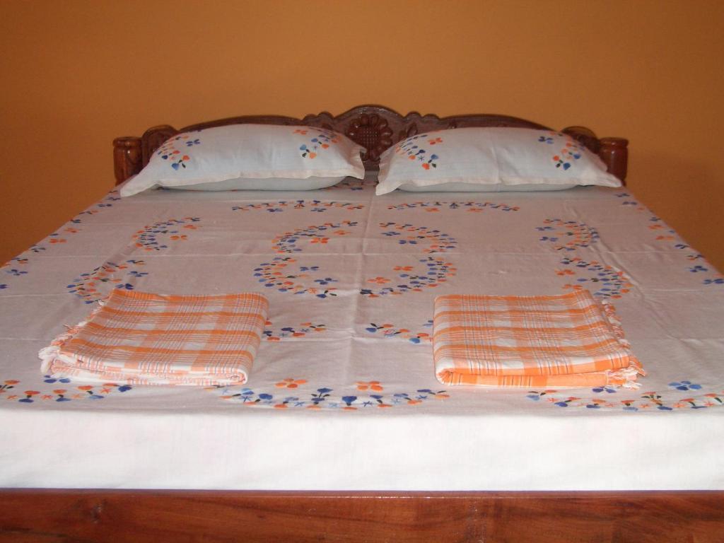 مادريم Avalon Inn الغرفة الصورة