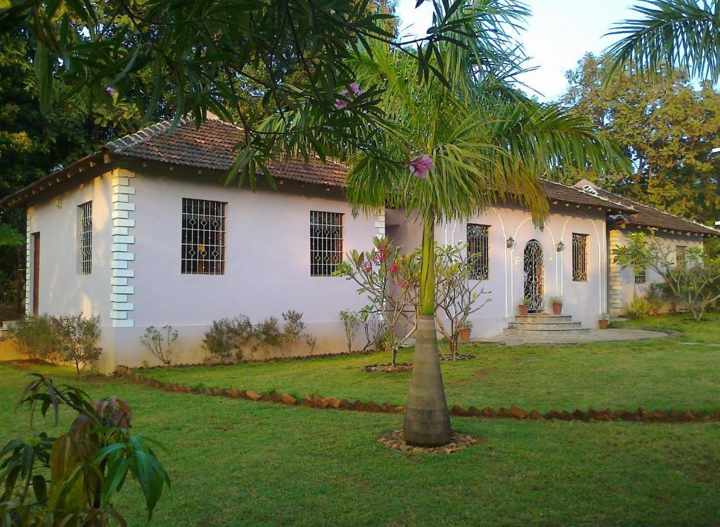 مادريم Avalon Inn المظهر الخارجي الصورة